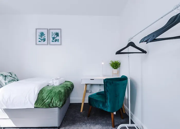 Stunning 3 Bedroom House Near Centre With Free Parking Leeds (West Yorkshire)