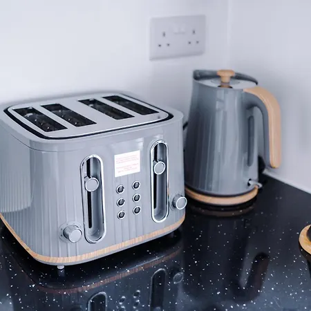 Vakantiehuis Stunning 3 Bedroom House Near Centre With Free Parking