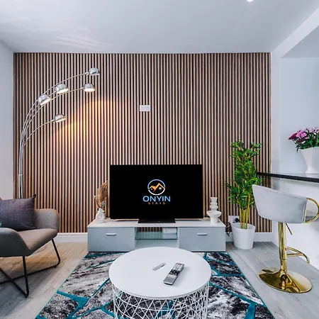 Vakantiehuis Stunning 3 Bedroom House Near Centre With Free Parking